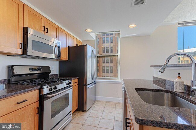Foto del edificio - 1205 N Garfield St