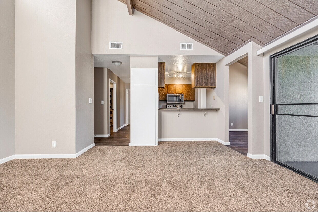 Foto principal - LAKESIDE APARTMENTS