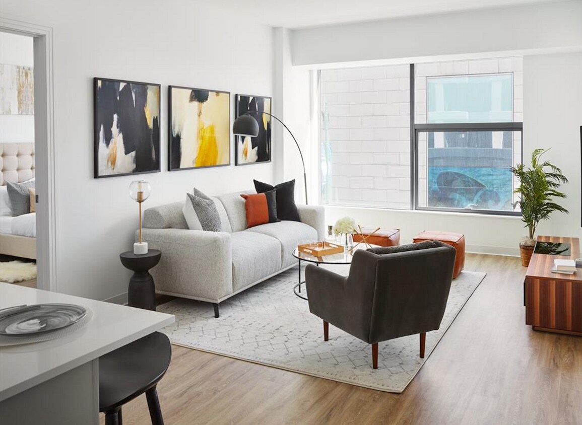 Foto principal - 843 W Van Buren St