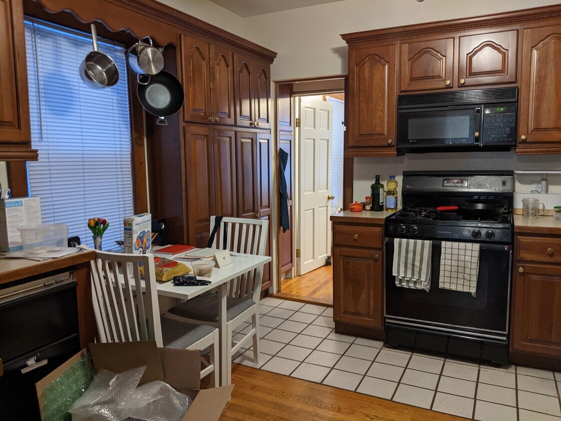 Primary Photo - 10 Antrim St