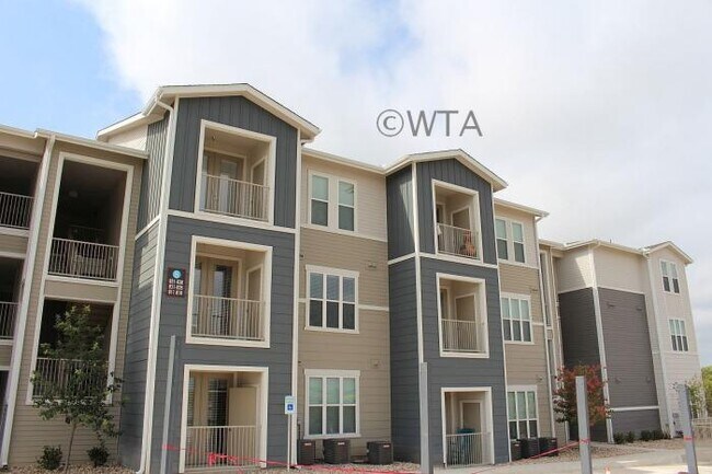 Foto del edificio - 1 bedroom in KYLE TX 78640