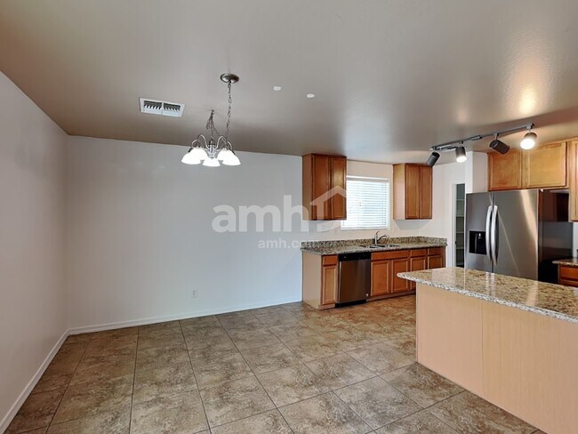 Foto del edificio - 20784 W Hamilton St