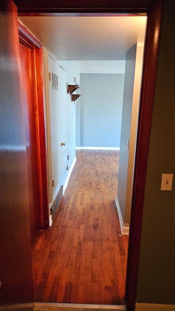 Foto del edificio - Freshly Updated 2BR! Everything on one level!