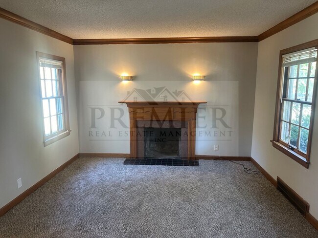 Foto del edificio - 6328 College Ave