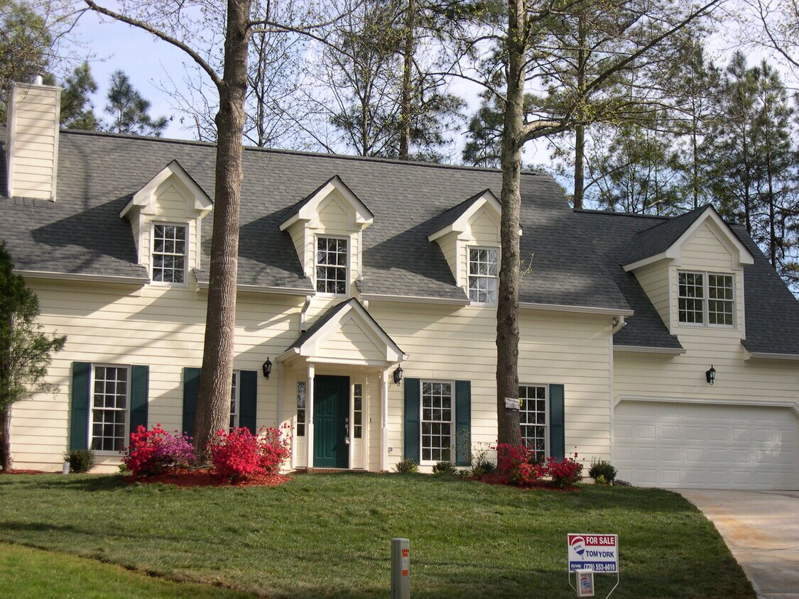 1075 Heathcliff Ln SE, Marietta, GA 30067 House for Rent in Marietta