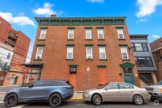 Building Photo - 38 Sherman Ave