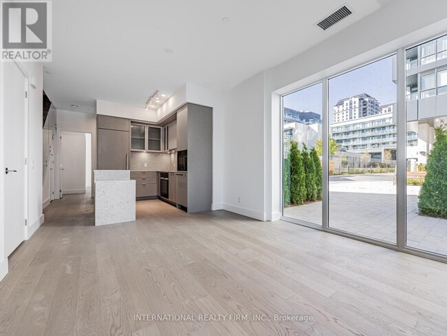 Building Photo - 20-TH-20 Dervock Crescent