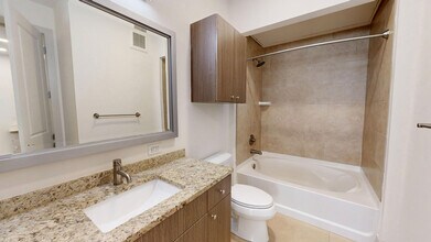 Interior Photo - 322 on North Broad