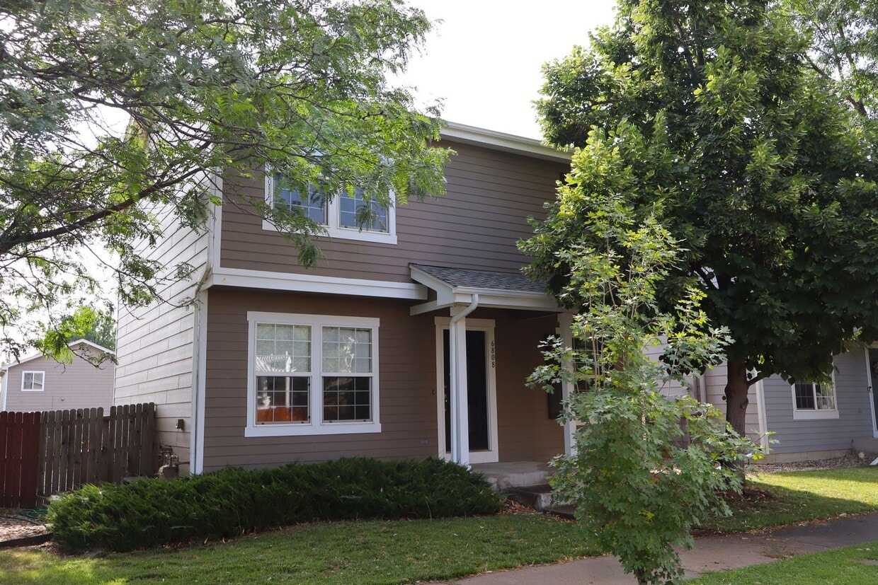 Primary Photo - Chic Two-Story Home with Outdoor Area + $2...