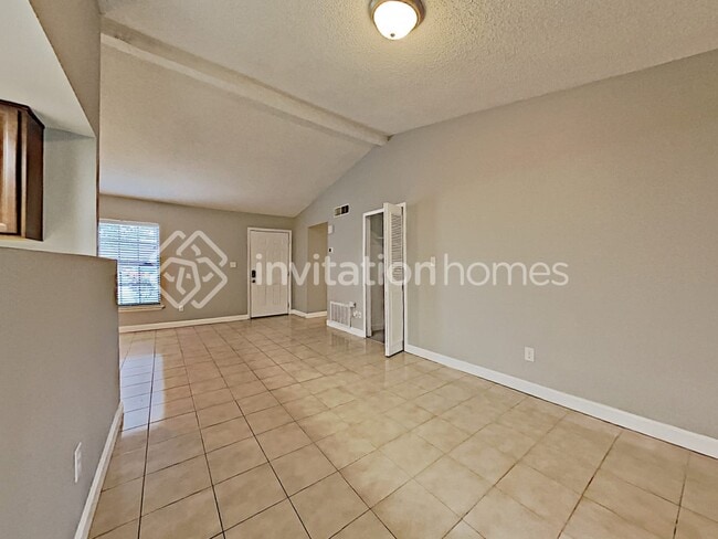 Building Photo - 3984 Eric Ct