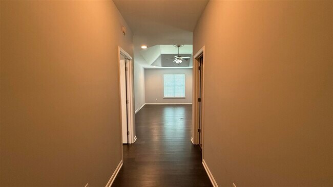 Building Photo - 354 White Dogwood Cir