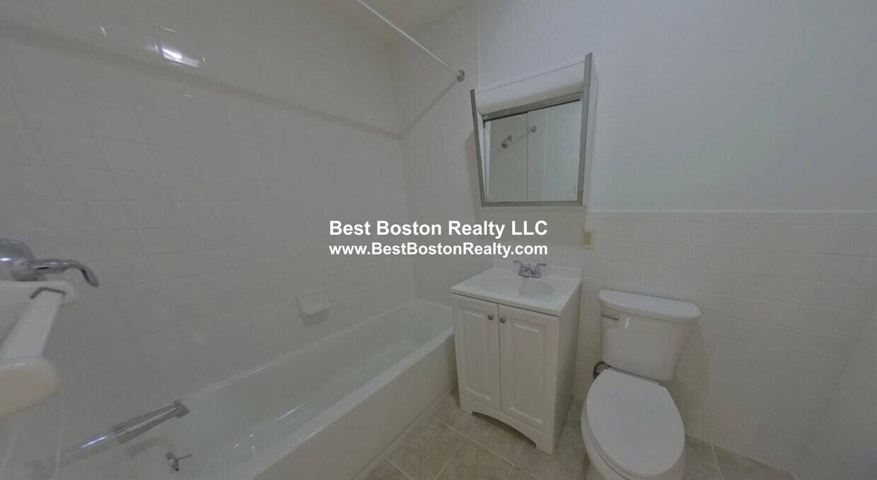 Foto del edificio - 216 Revere Beach Pkwy