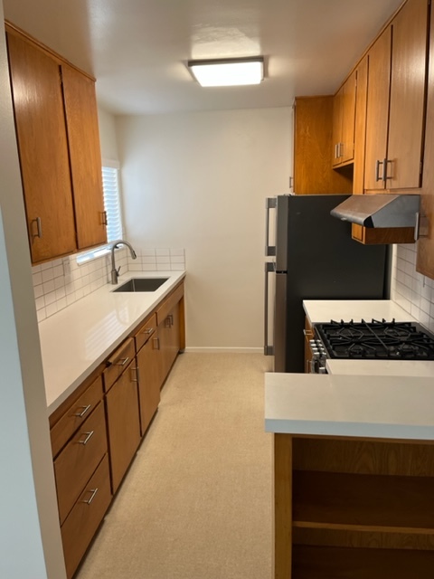 Apt 5 Kitchen - 10700 Louise Ave