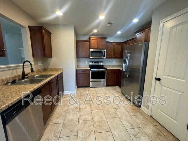 Foto del edificio - 1369 Switzer Dr