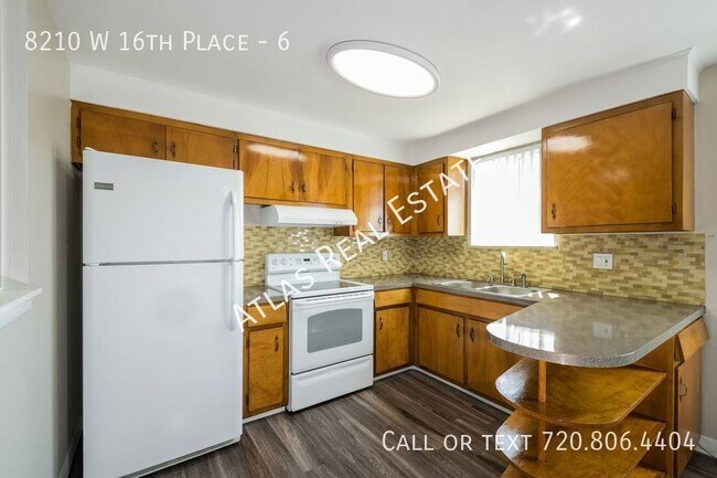 Building Photo - 2 Bedroom 1 Bath Apartment located in Lake...