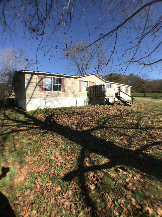 Foto del edificio - 3111 Riverside Dr