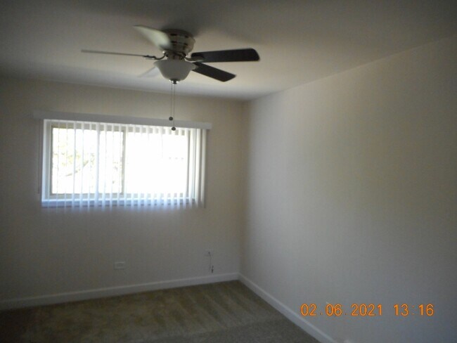 Building Photo - 482 Duane Terrace