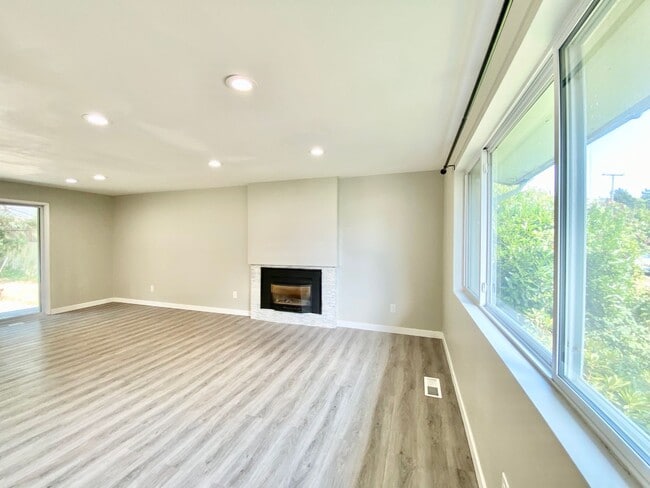 Foto del edificio - Great Home for rent