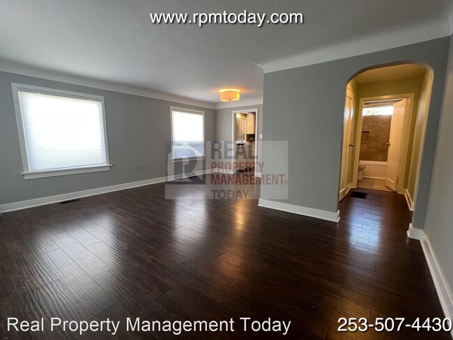 Foto del edificio - 2 br, 1 bath House - 1619 N Stevens St