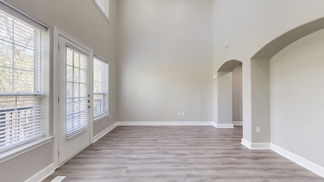 Interior Photo - Lenox Farms