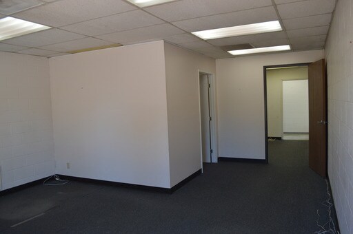 Building Photo - 355 3rd Ave