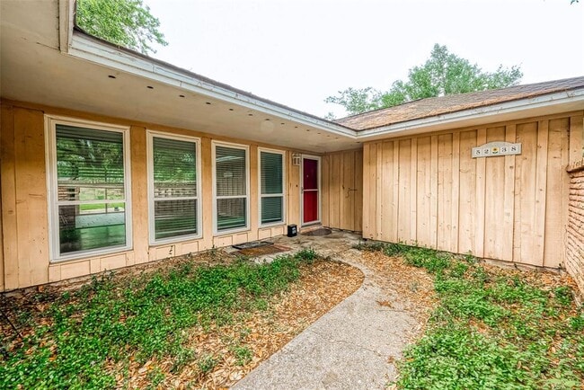 Photo - 5238 Beechnut St Apartment