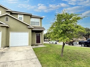 Building Photo - 7802 Kingsbury Wood
