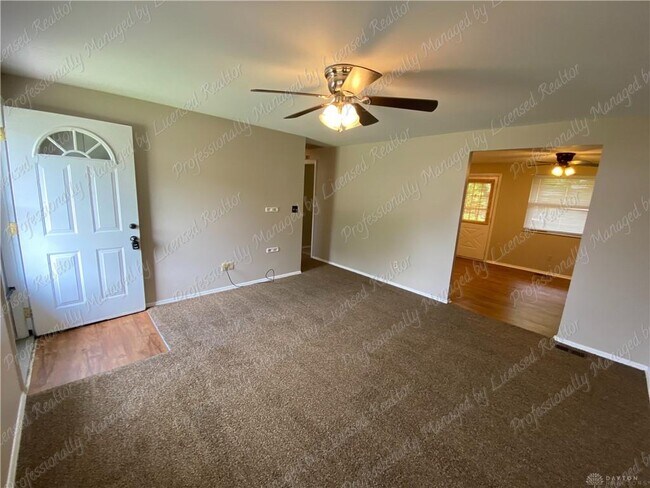 Building Photo - 7256 Serpentine Dr