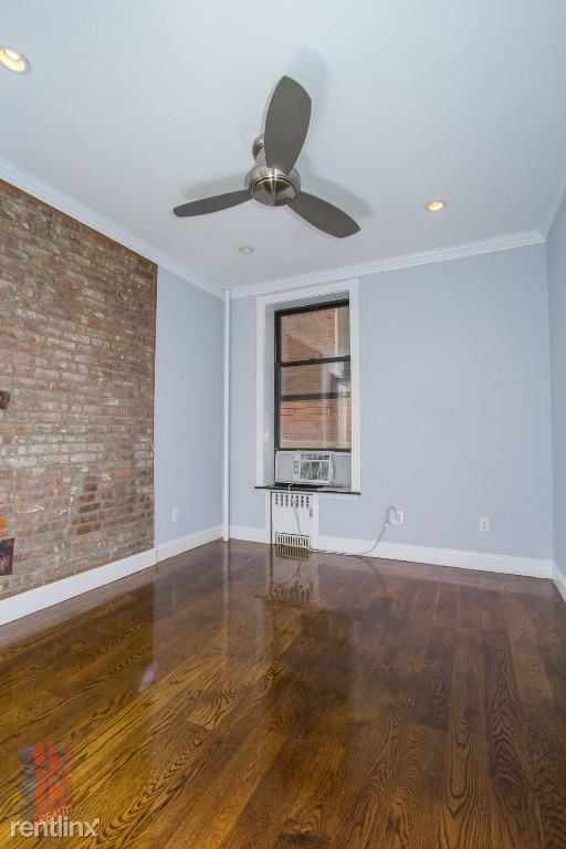 Building Photo - 4 br, 2 bath Apartment - 941 Second Ave