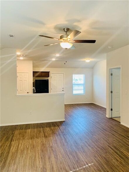 Photo - 936 E Bunting St House