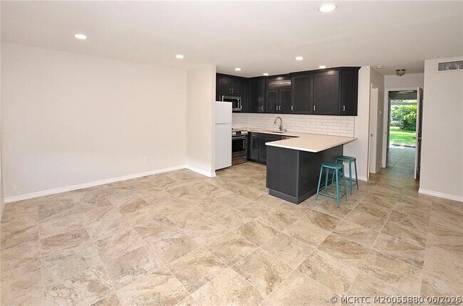 Foto del edificio - 2929 SE Ocean Blvd