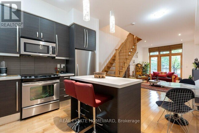 Photo du bâtiment - 21 Swanwick Ave