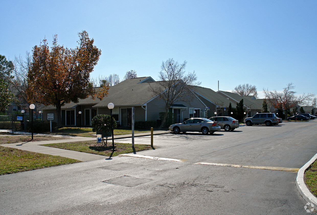 Foto del edificio - Green Gables Apartments