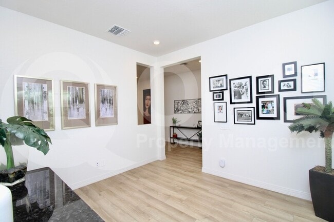 Building Photo - 22696 E Bonanza Way