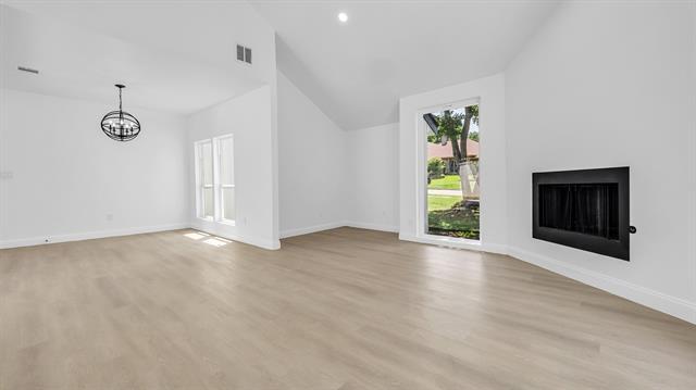 Foto del edificio - 1202 Quail Hollow Dr