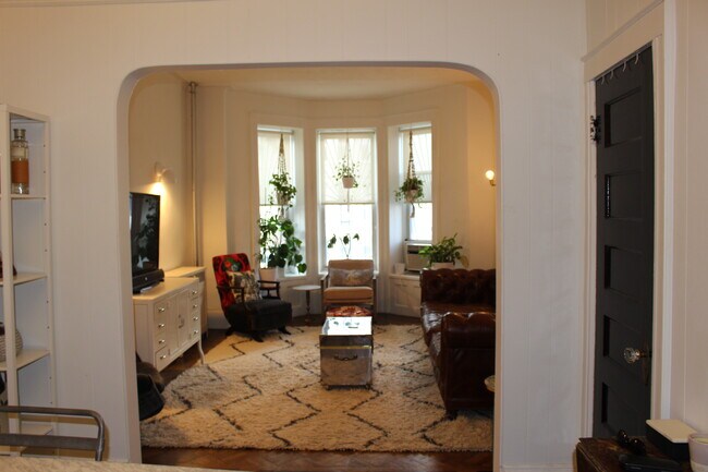 Building Photo - 1420 Sterling Pl