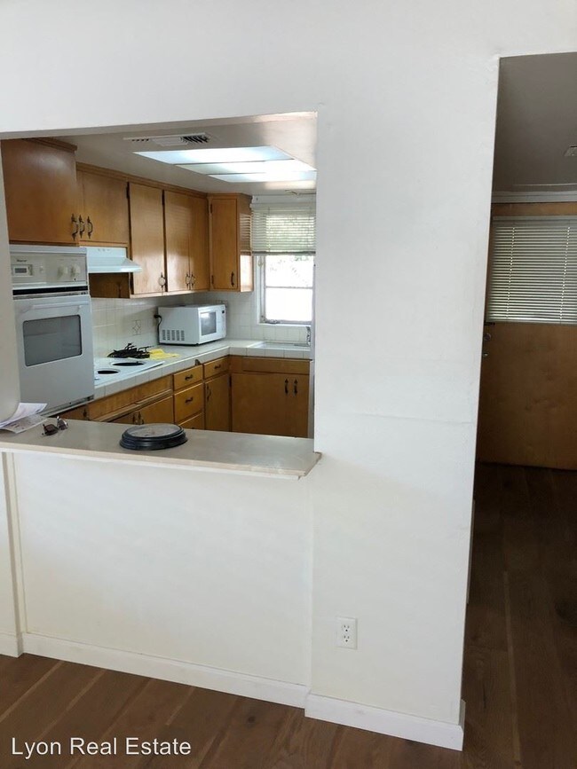 Foto del edificio - 3 br, 1.5 bath House - 615 Eleventh Street