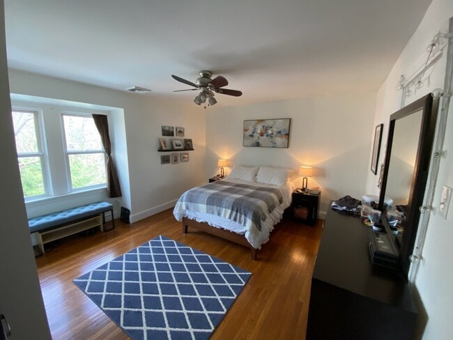 Photo - 921 S 48th St Apartment