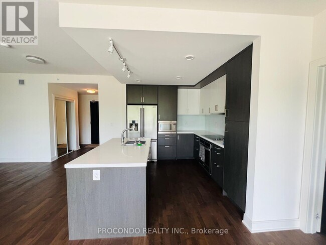 Photo du bâtiment - 1575-1575 Lakeshore Rd W