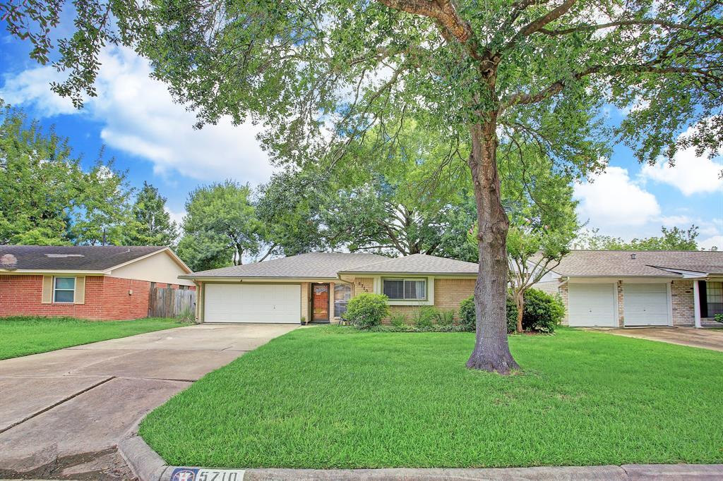 Primary Photo - 5710 De Lange Ln