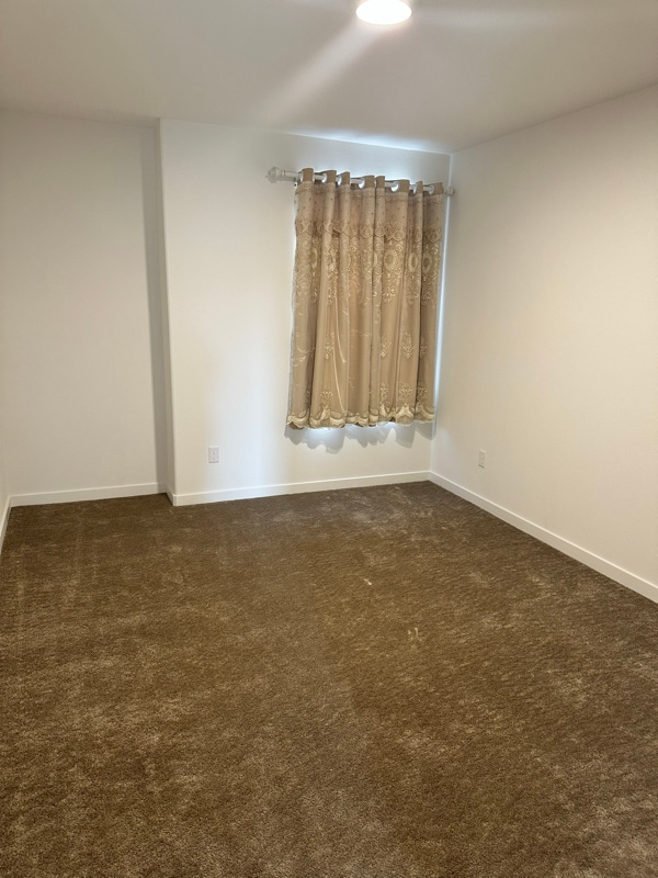 Building Photo - 2752 Lake Mendoza St