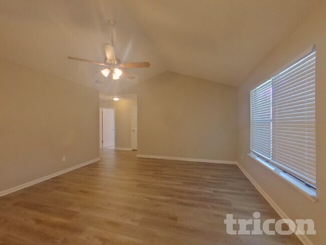 Foto del edificio - 2068 Manucy Ct