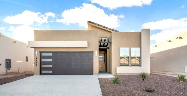 Building Photo - 2845 Tierra Oasis St