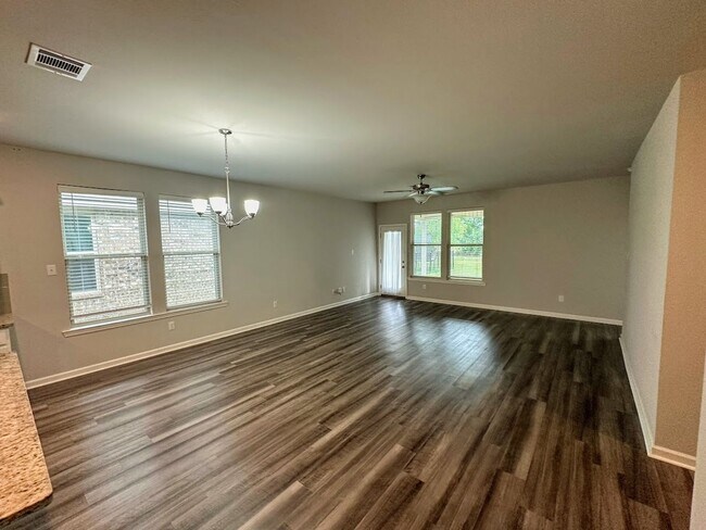 Foto del edificio - Stunning 4-Bedroom Home in Sawgrass at Wes...