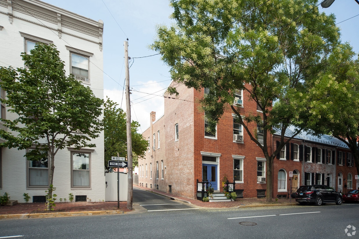 25 W 3rd St, Frederick, MD 21701 Apartments in Frederick, MD