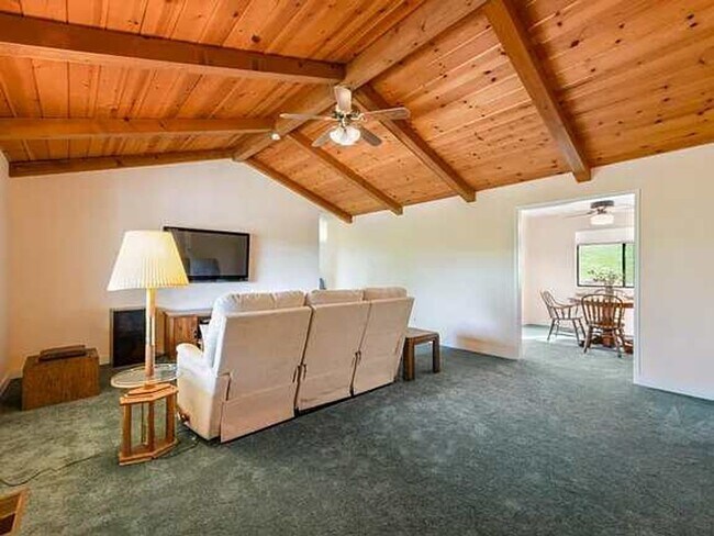 Foto del edificio - 3 bedroom, 2 bath home in Lake Wildwood, P...