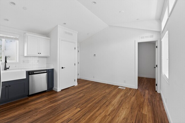 Foto del edificio - 4769 Renzo Ct