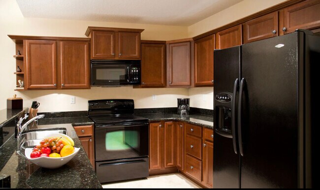 Foto del edificio - 13941 Clubhouse Dr