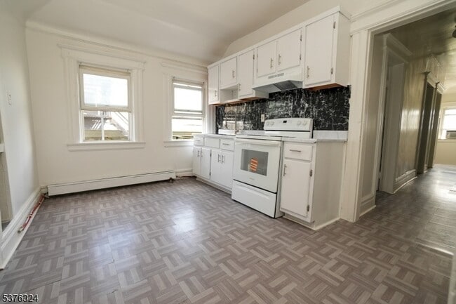 Foto del edificio - 26 Treacy Ave