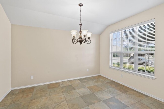 Building Photo - 717 Boone Valley Dr
